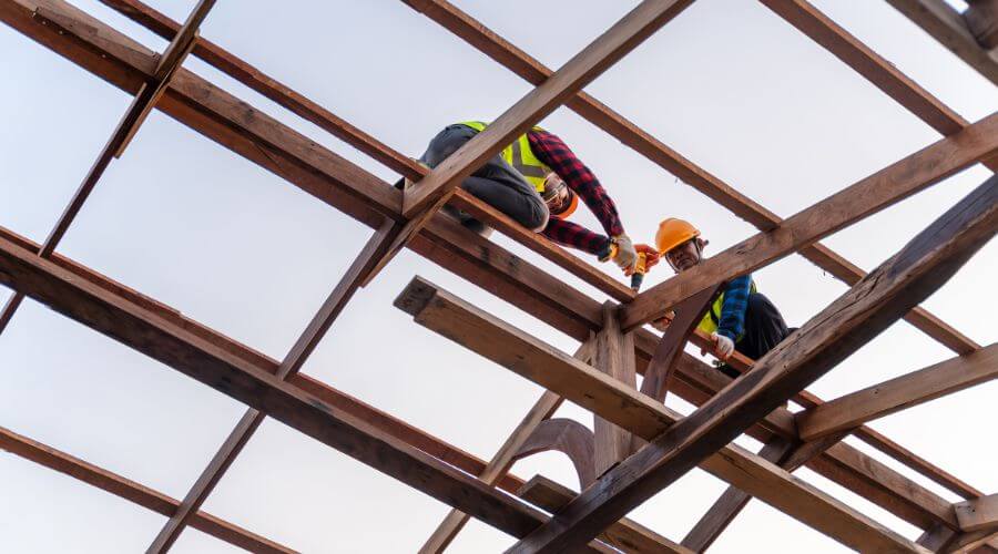 Professional gutter cleaning services in Empire, CA